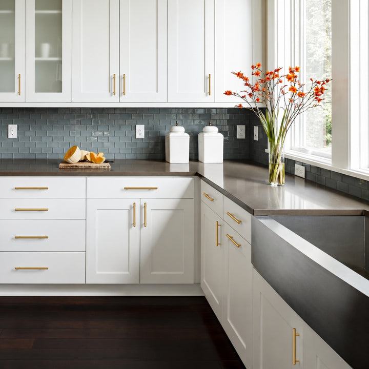 HAZE - Brushed Brass 6.25" Cabinet Pulls