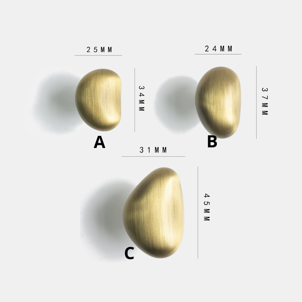 VANTA - Antique Brass Cabinet Knobs