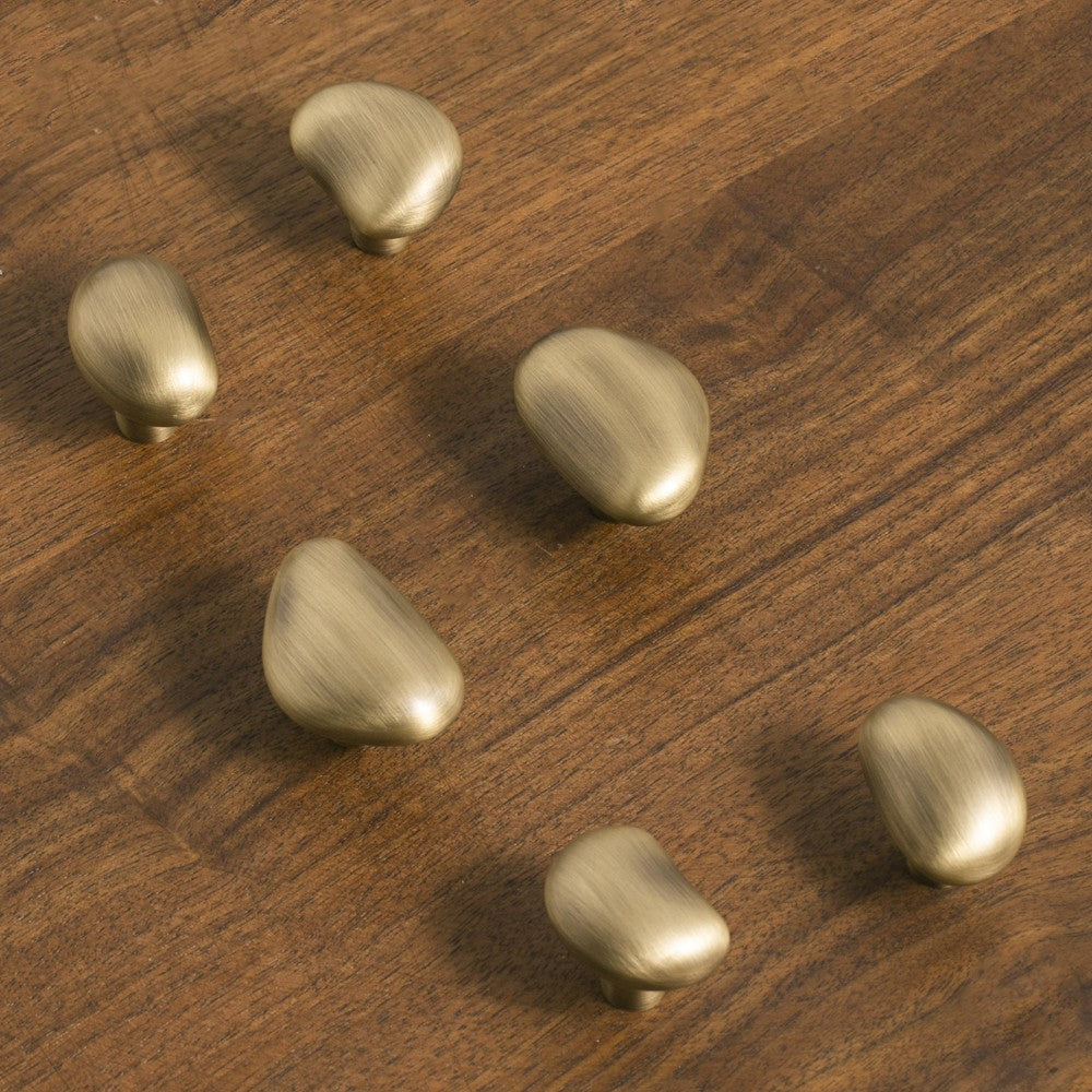 VANTA Antique Brass Cabinet Knobs for Kitchen